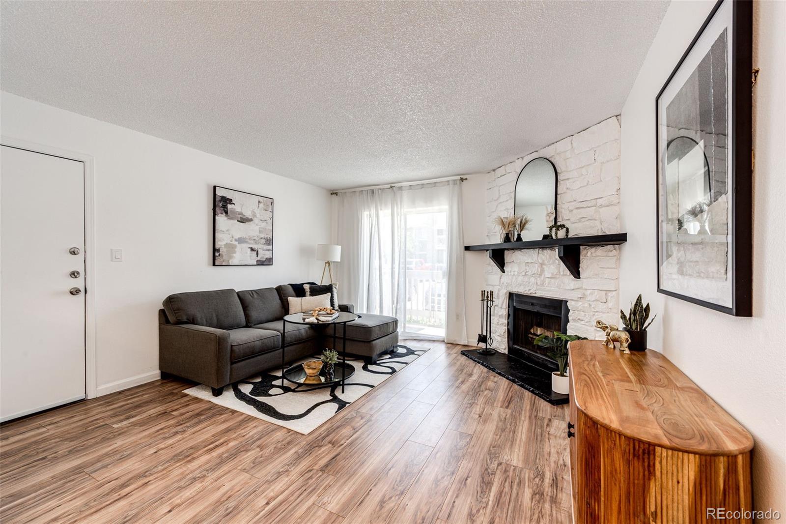 MLS Image #2 for 4400 s quebec street,denver, Colorado