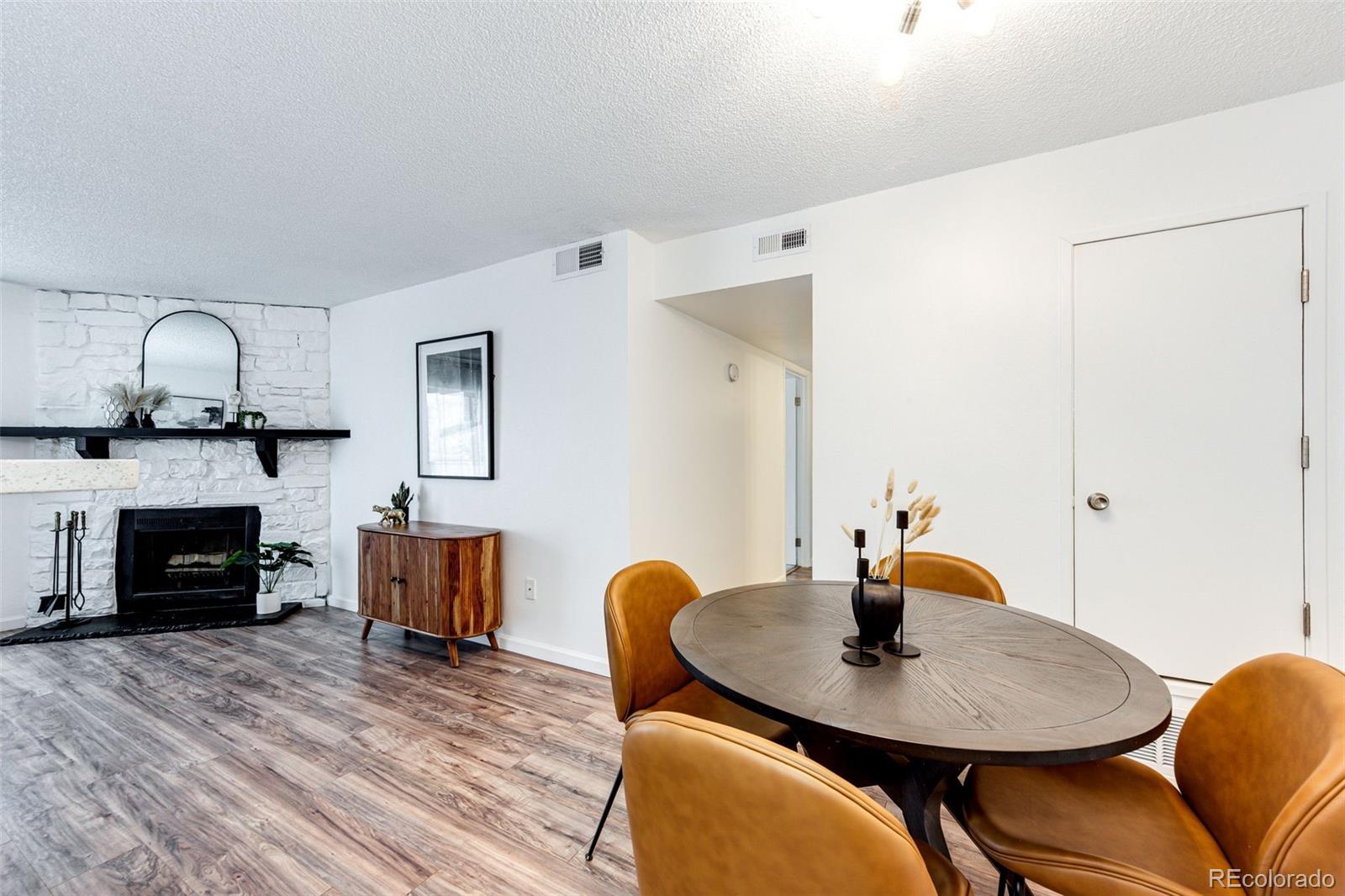 MLS Image #7 for 4400 s quebec street,denver, Colorado