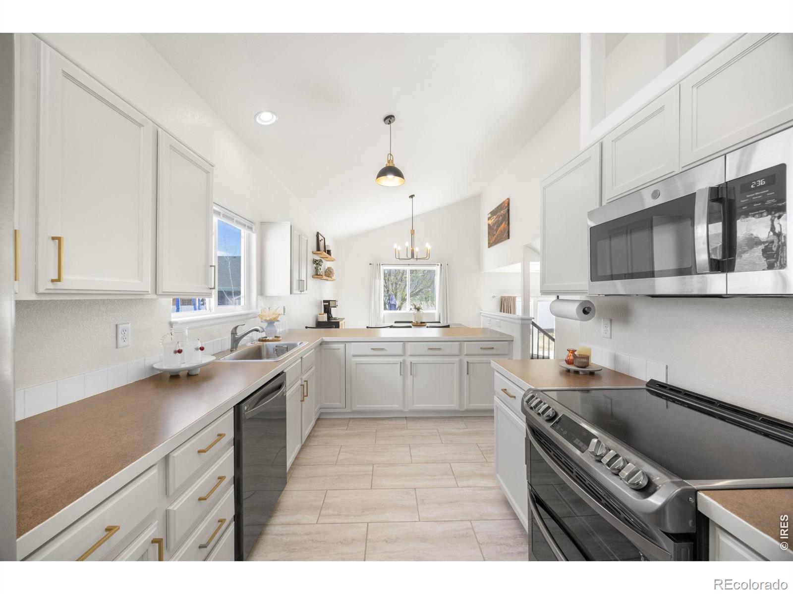 MLS Image #5 for 2536  peppercorn drive,mead, Colorado