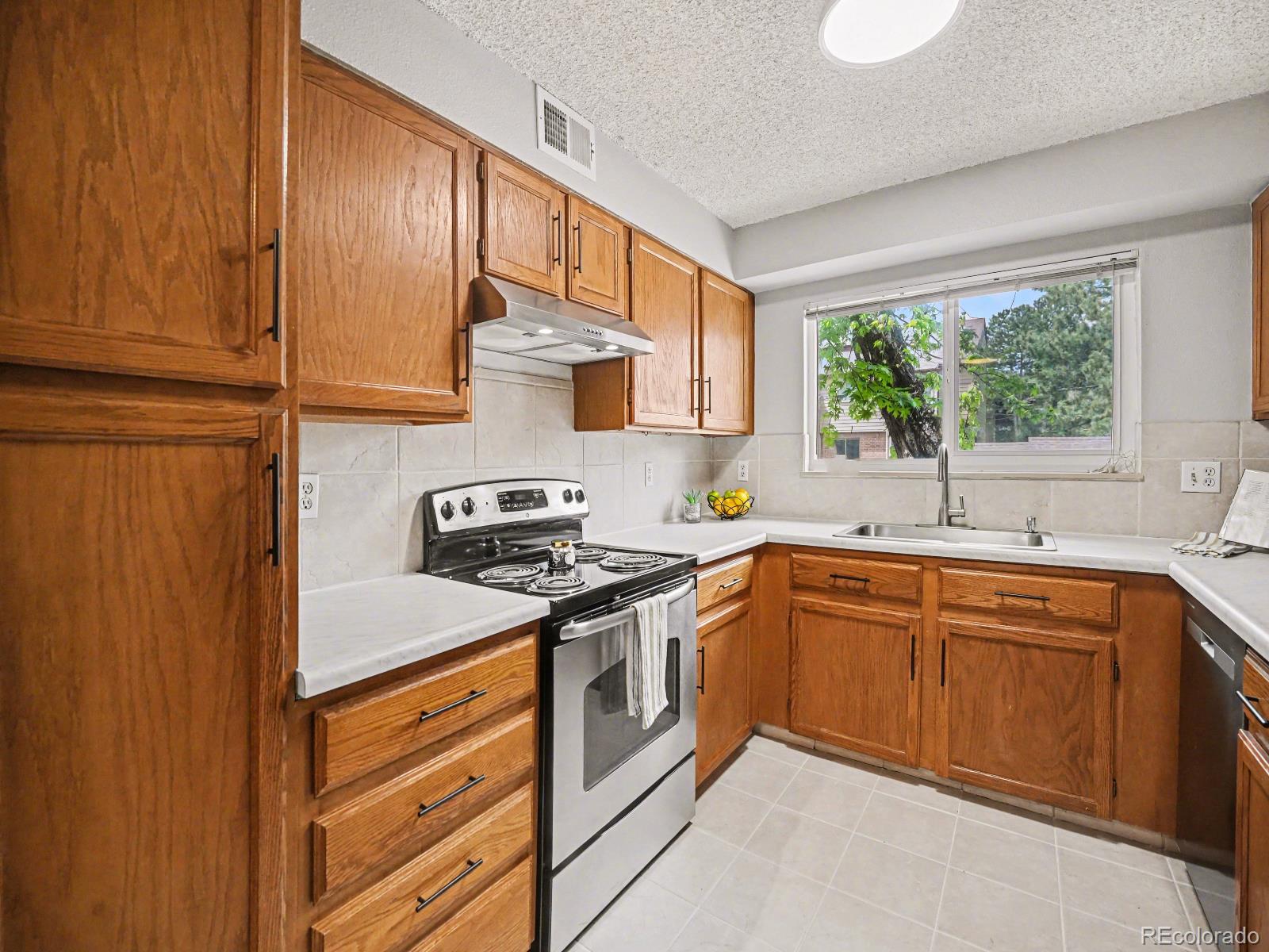 MLS Image #3 for 222  wright street,lakewood, Colorado