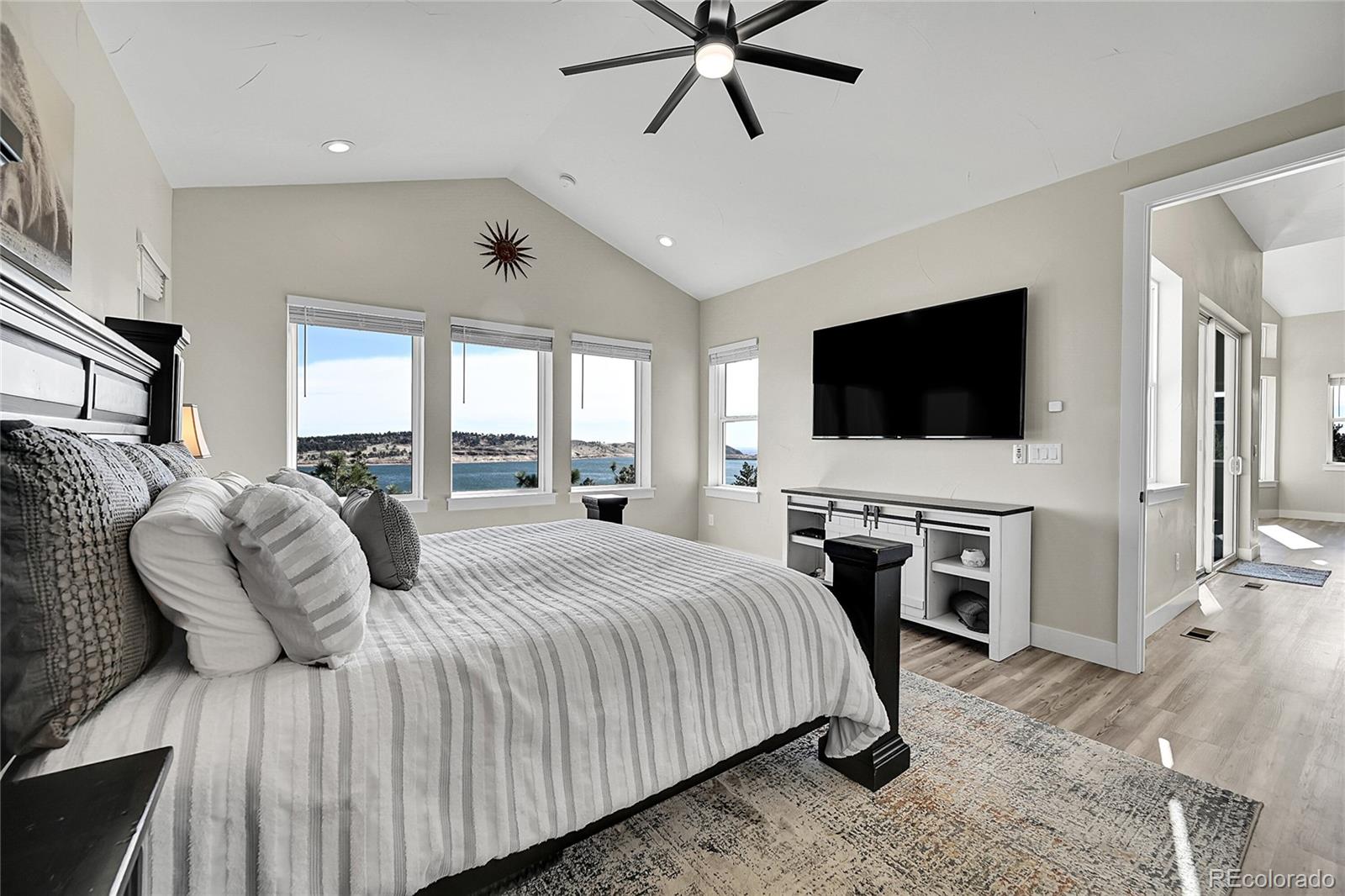 MLS Image #10 for 4163  rainbow view lane,loveland, Colorado