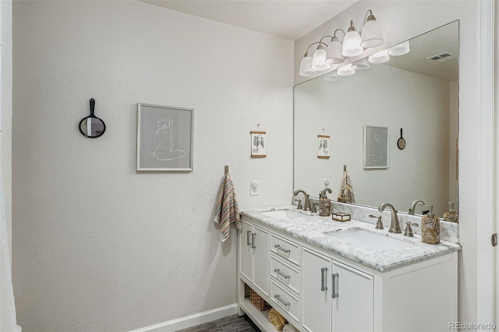 MLS Image #8 for 10960 w florida avenue,lakewood, Colorado