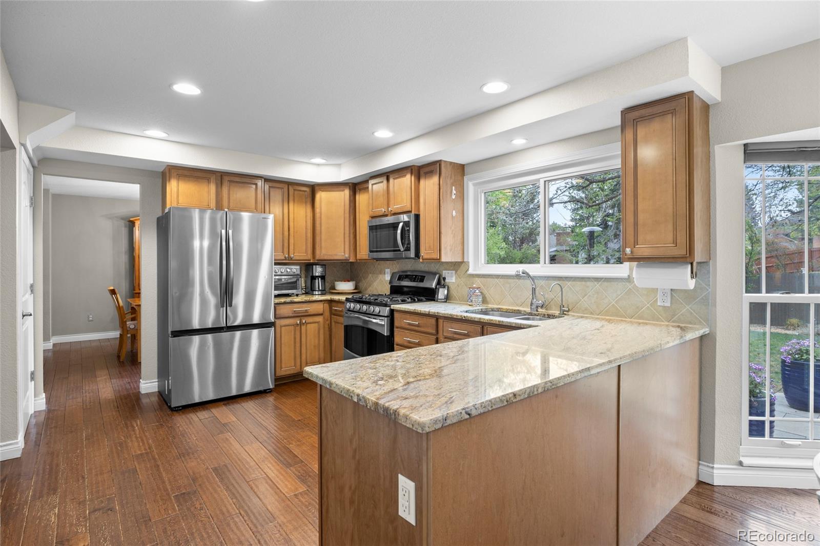 MLS Image #12 for 10866 e berry avenue,englewood, Colorado