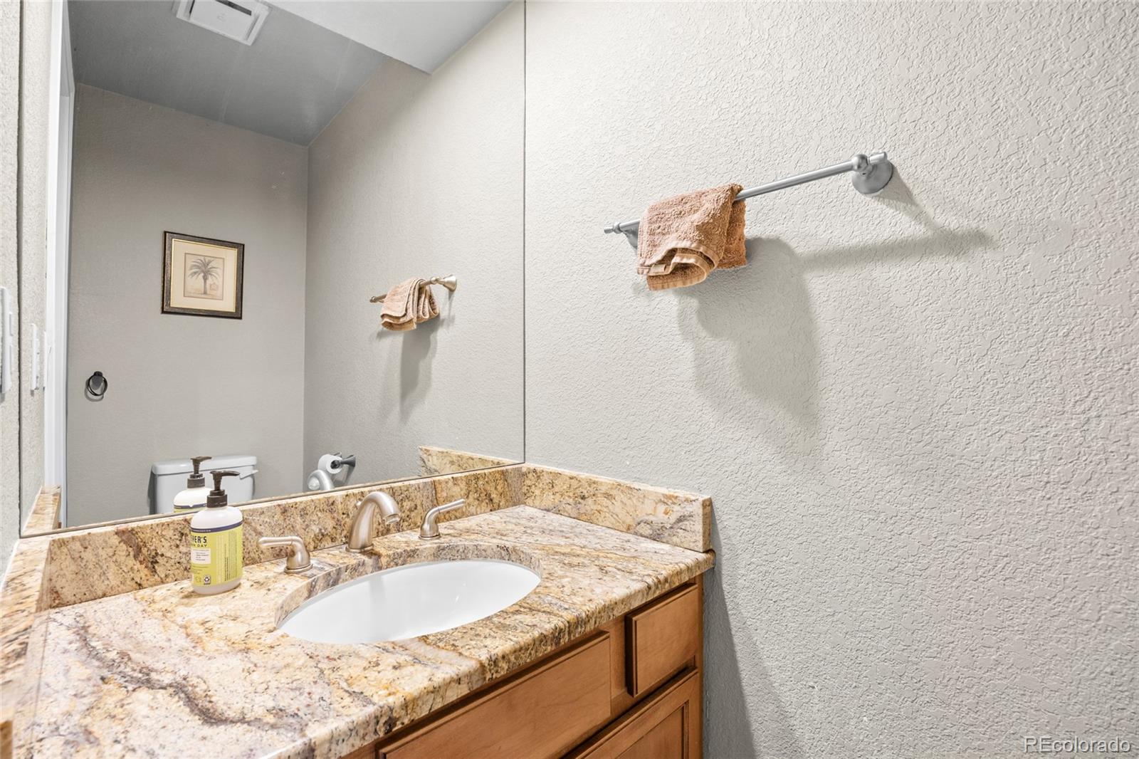 MLS Image #18 for 10866 e berry avenue,englewood, Colorado
