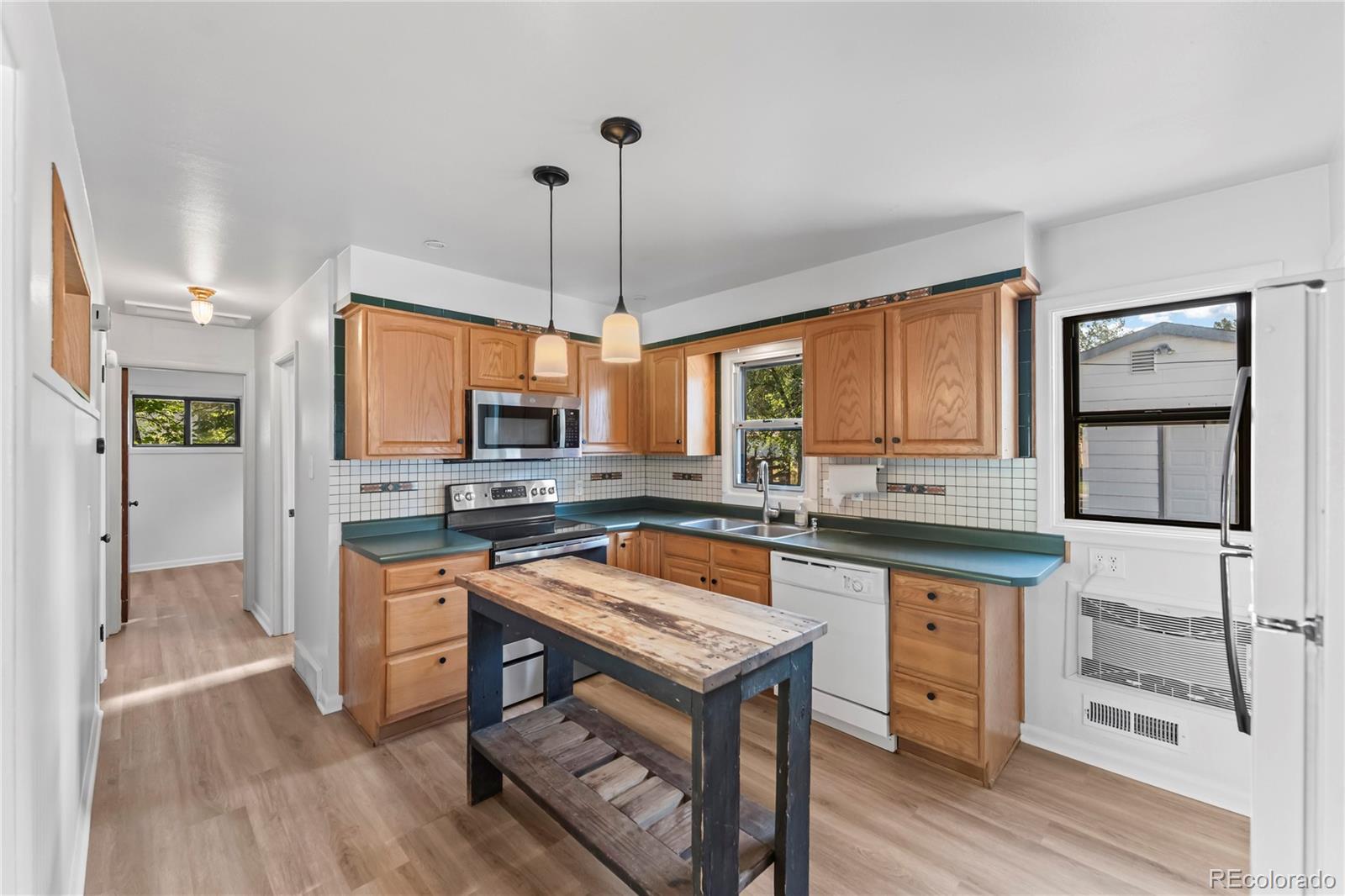 MLS Image #6 for 2711  concord street,colorado springs, Colorado