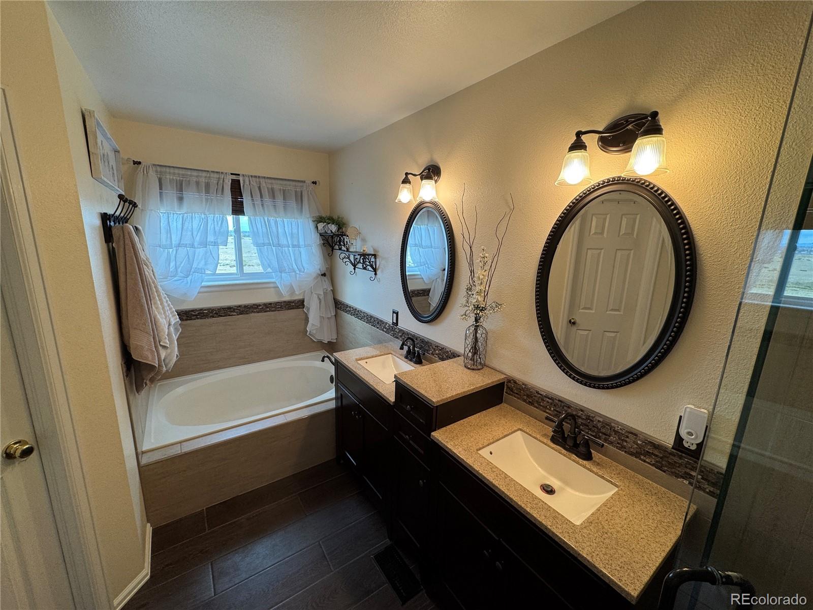 MLS Image #23 for 9818  foxhill circle,highlands ranch, Colorado