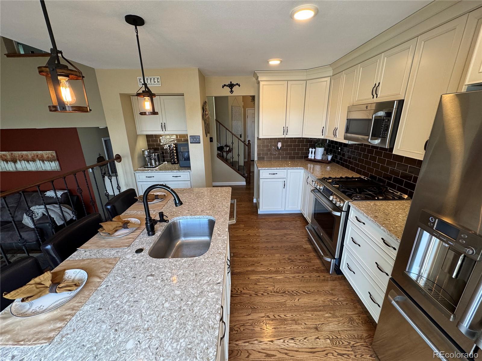 MLS Image #6 for 9818  foxhill circle,highlands ranch, Colorado