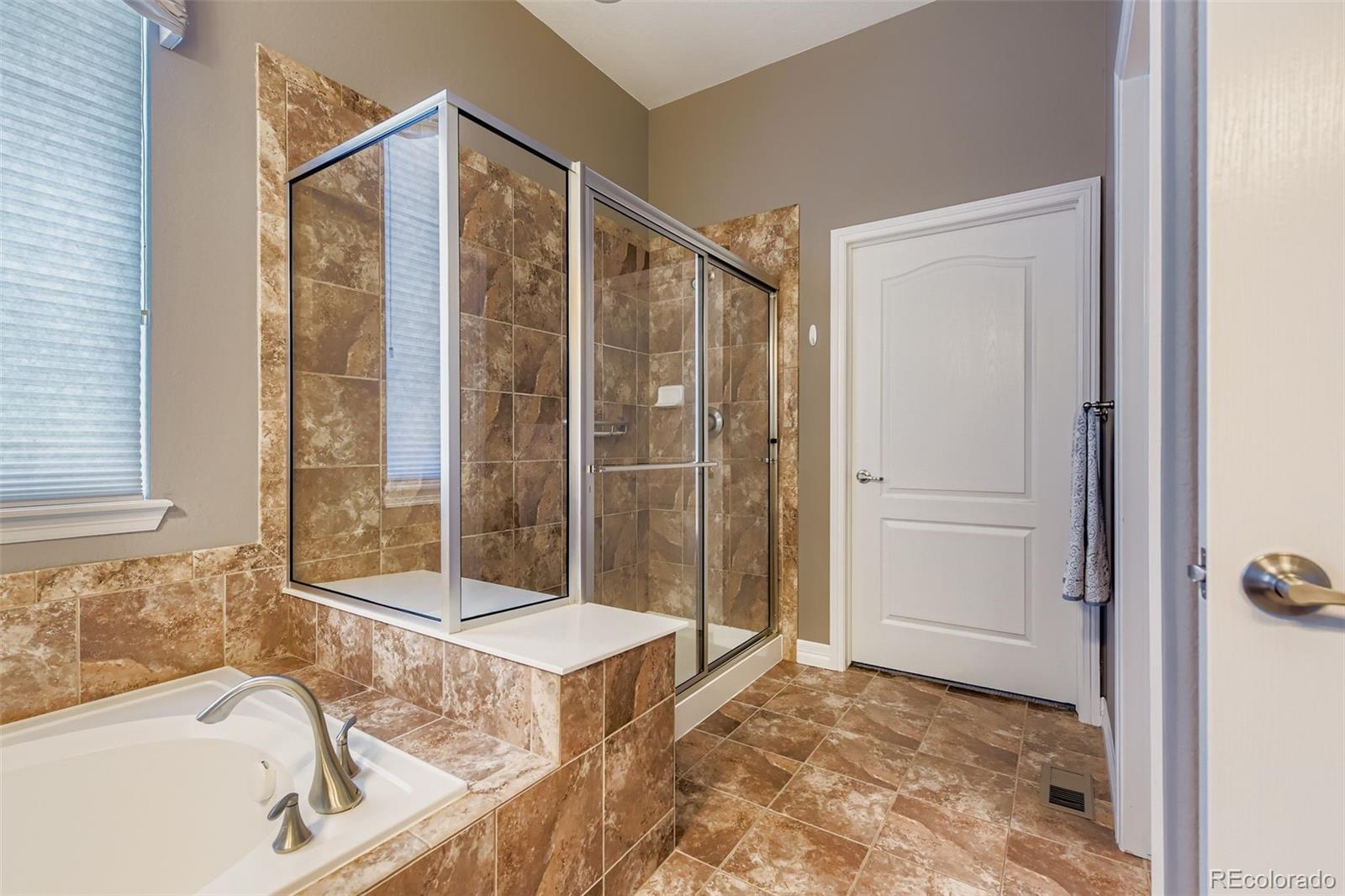 MLS Image #13 for 8265 s country club parkway,aurora, Colorado