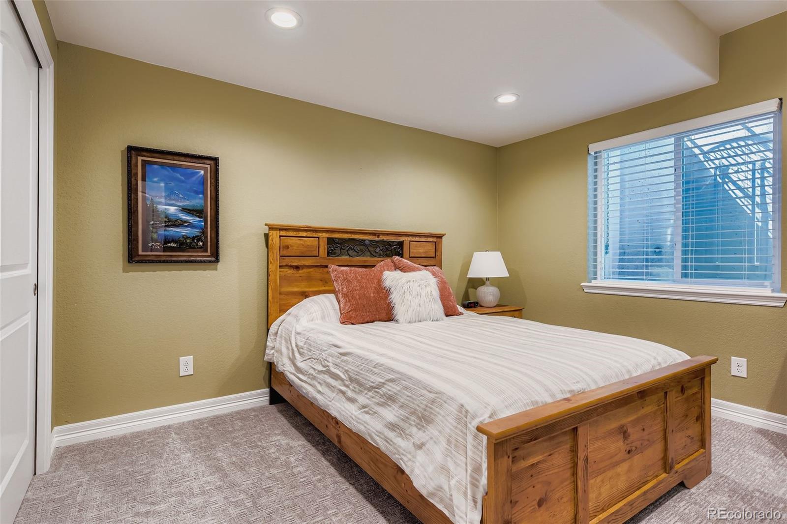 MLS Image #20 for 8265 s country club parkway,aurora, Colorado