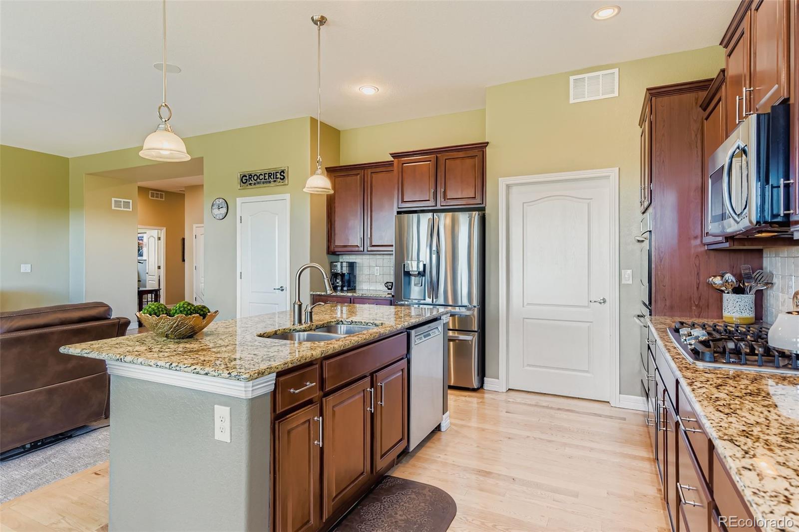 MLS Image #8 for 8265 s country club parkway,aurora, Colorado