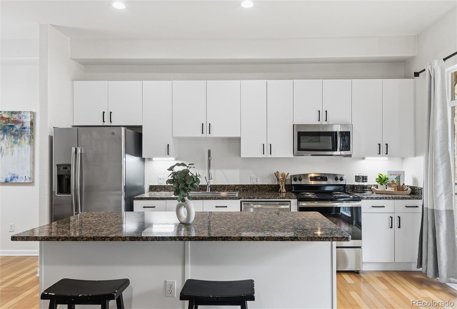 MLS Image #7 for 2100 n humboldt street 107,denver, Colorado