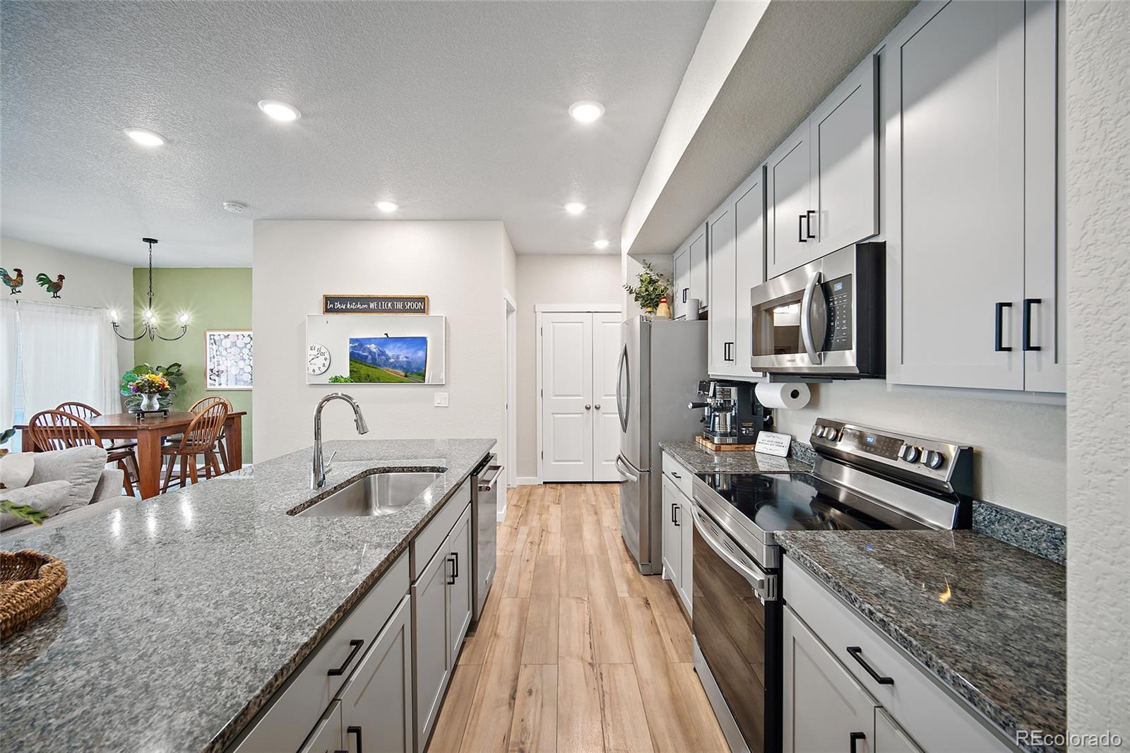 MLS Image #11 for 8122  grey bark way,colorado springs, Colorado