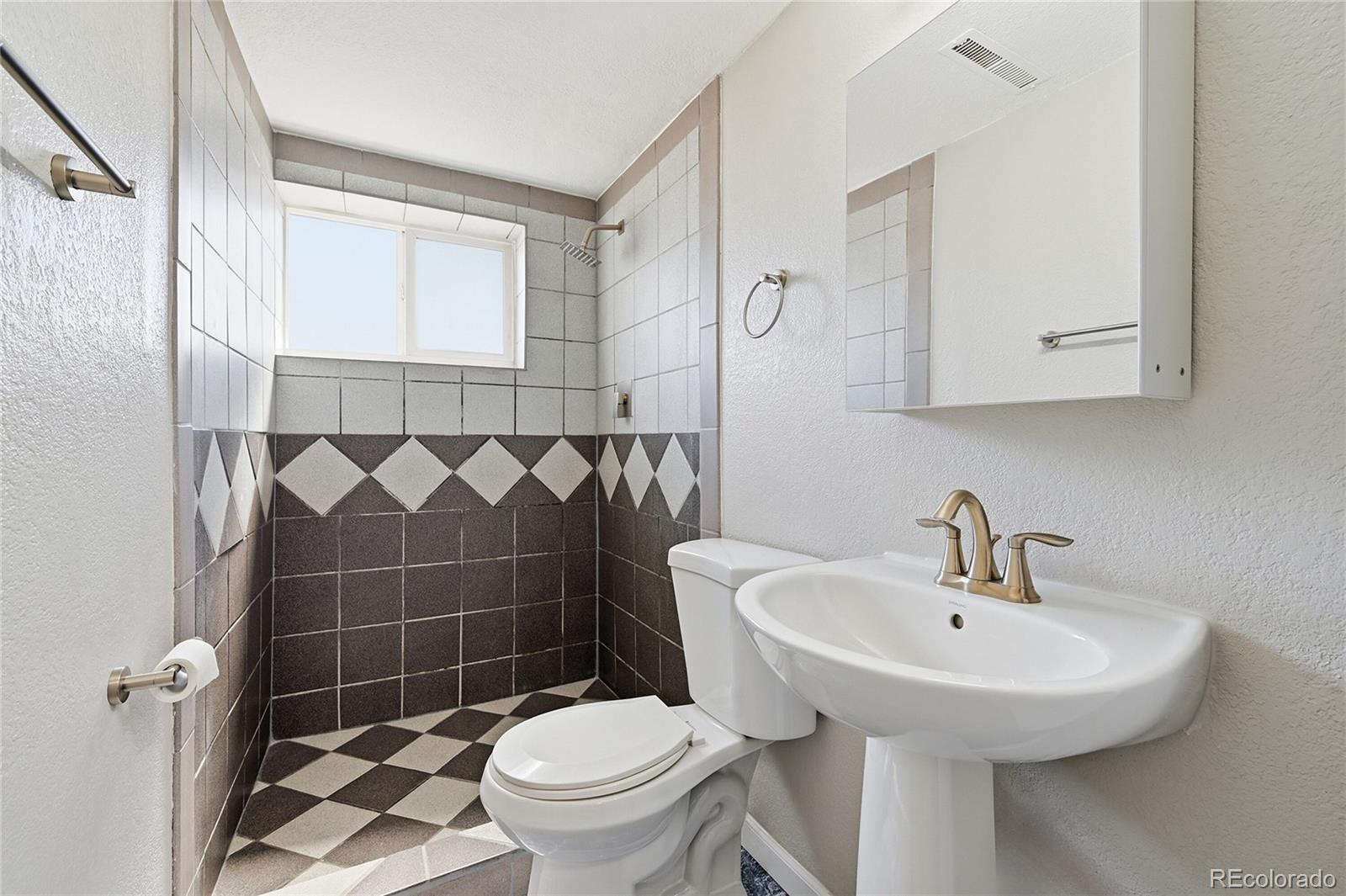 MLS Image #32 for 3704 e 88th circle,denver, Colorado