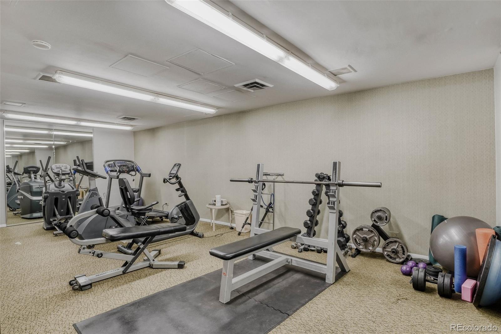MLS Image #29 for 400 s lafayette street 1207,denver, Colorado