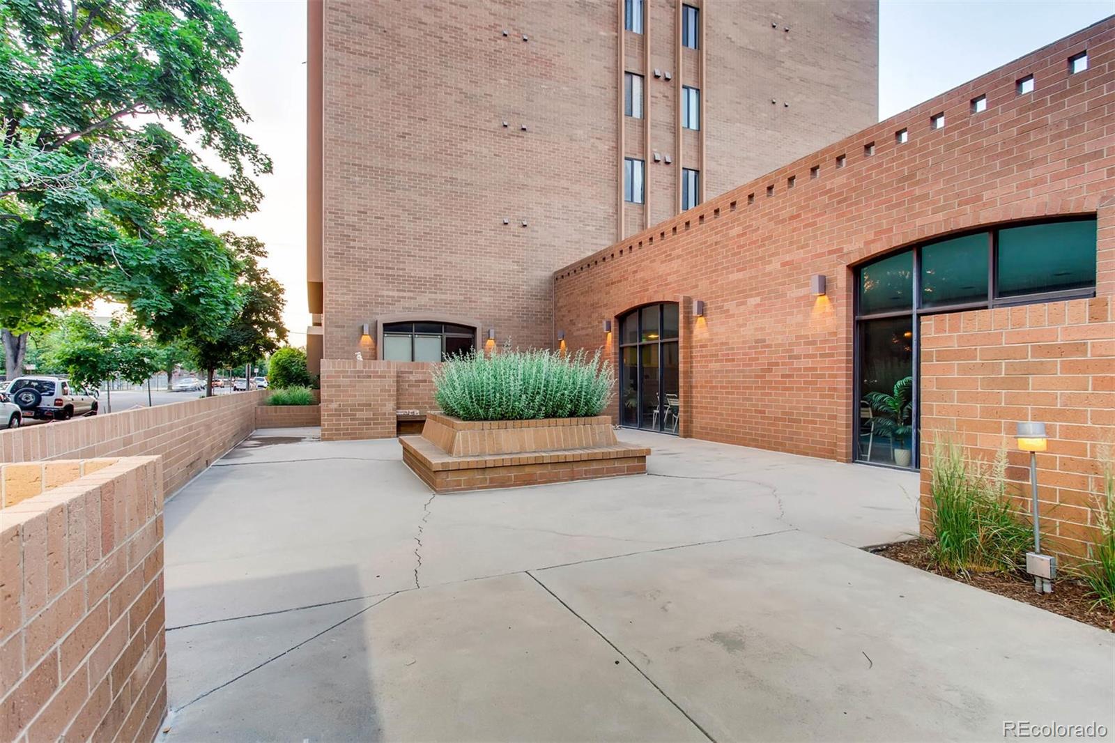 MLS Image #36 for 400 s lafayette street 1207,denver, Colorado
