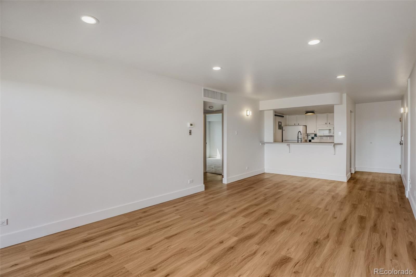 MLS Image #4 for 400 s lafayette street 1207,denver, Colorado