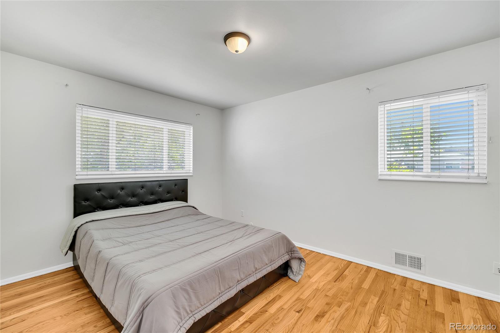 MLS Image #9 for 3435 s raleigh street,denver, Colorado