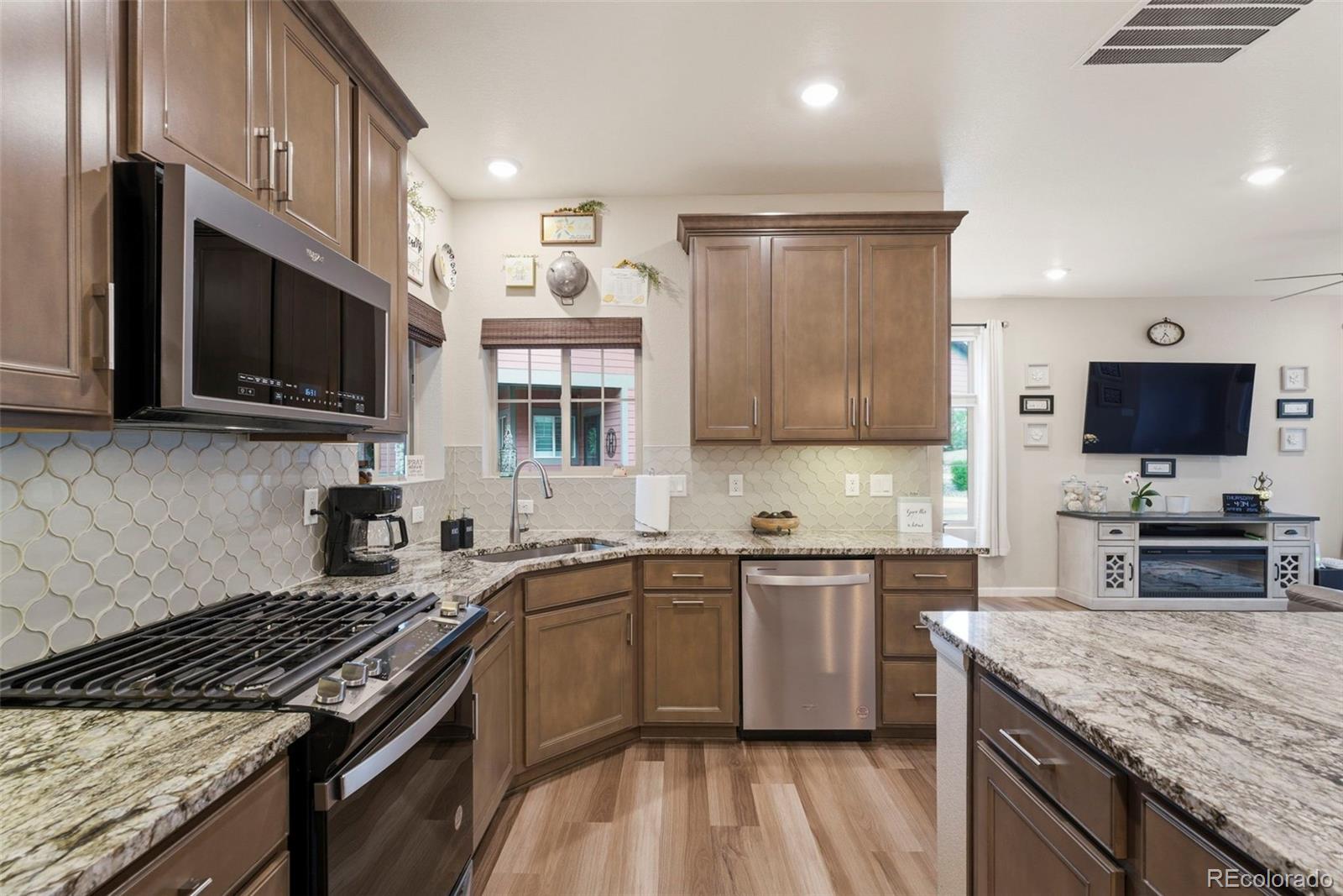 MLS Image #8 for 12693  tamarac street,thornton, Colorado