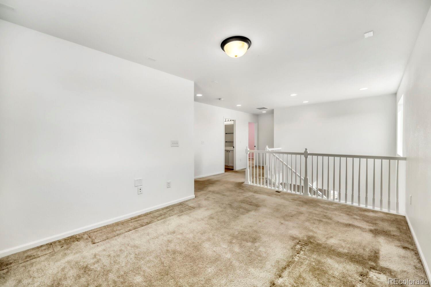 MLS Image #14 for 919 n undergrove way,aurora, Colorado