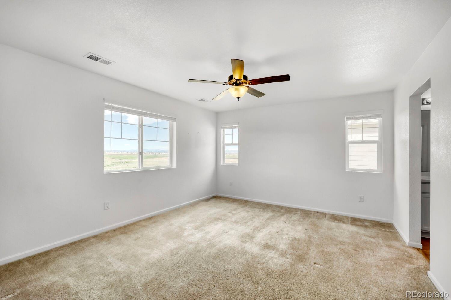 MLS Image #16 for 919 n undergrove way,aurora, Colorado