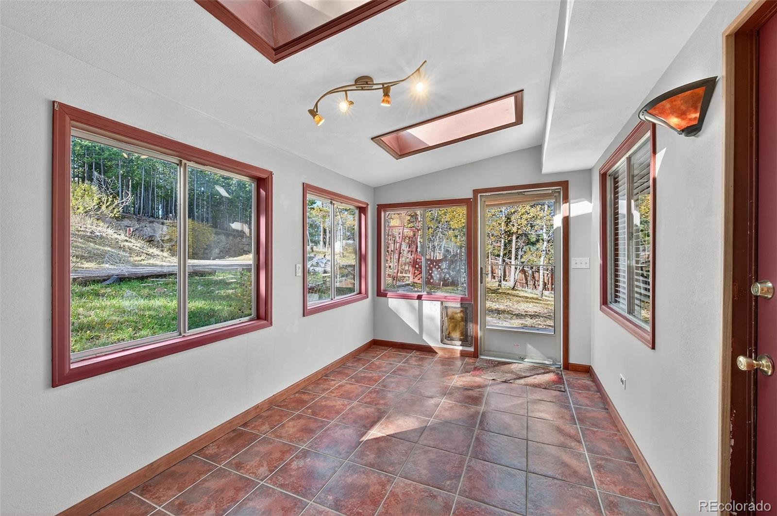 MLS Image #5 for 20341  maxwell drive,morrison, Colorado