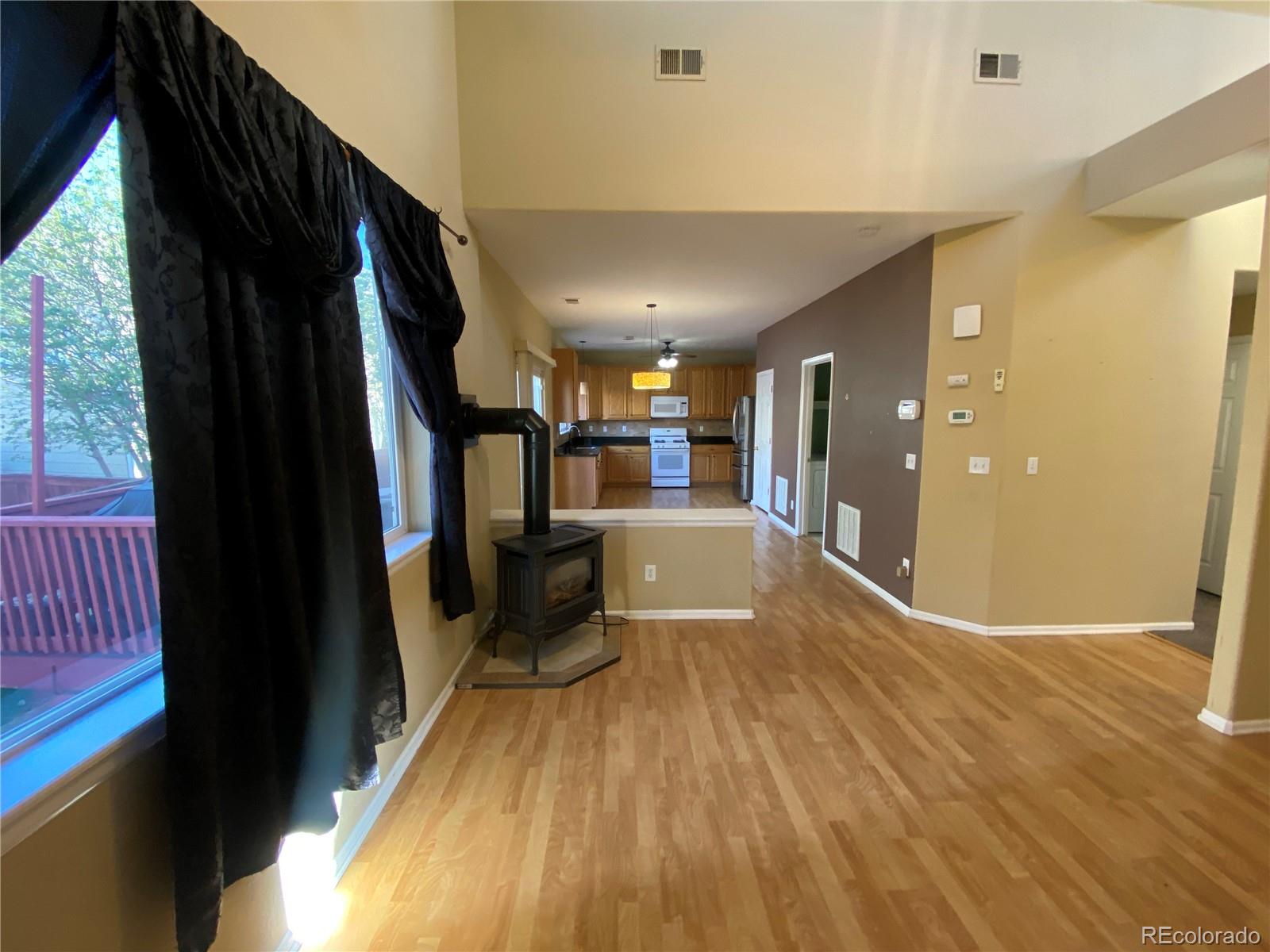 MLS Image #2 for 407  ivory circle,aurora, Colorado