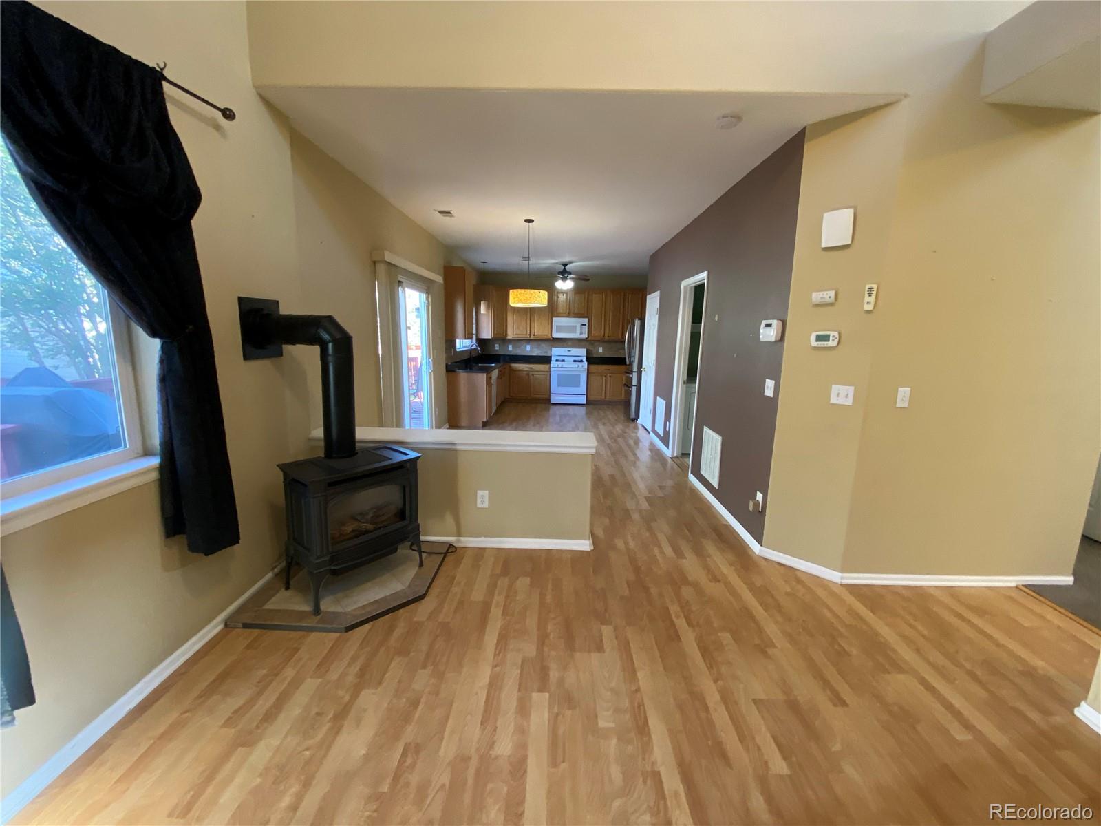 MLS Image #5 for 407  ivory circle,aurora, Colorado