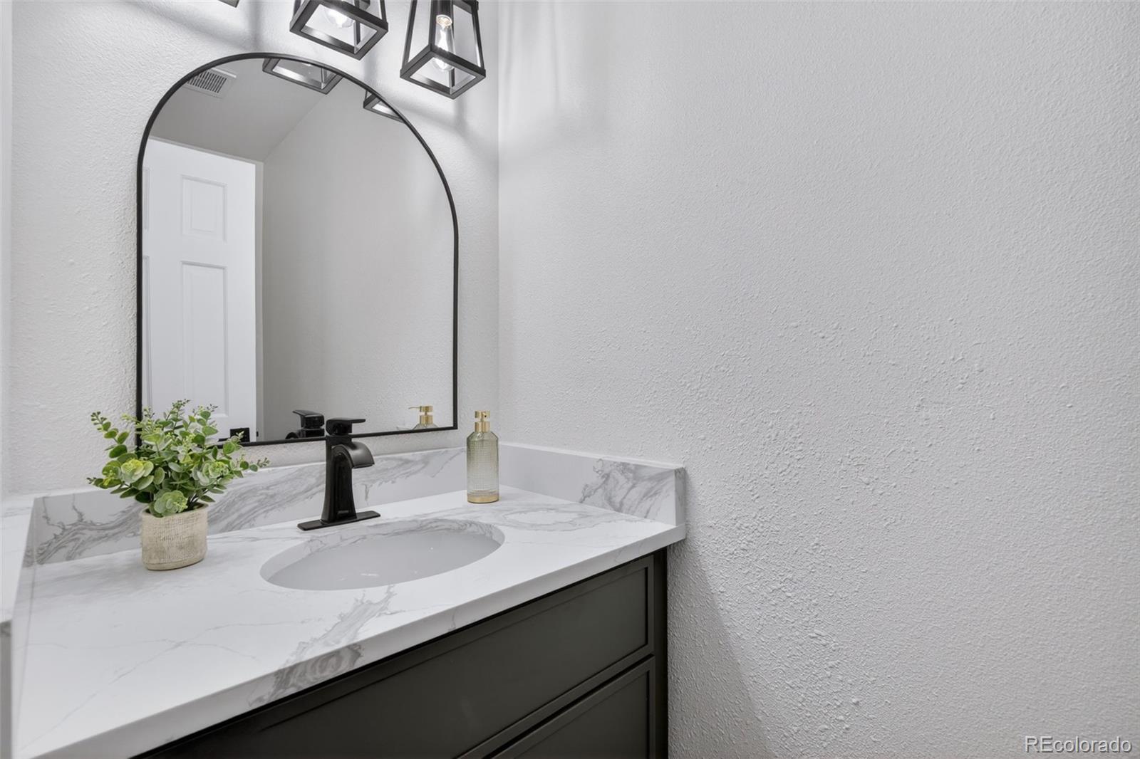 MLS Image #20 for 7713 e jamison drive,centennial, Colorado