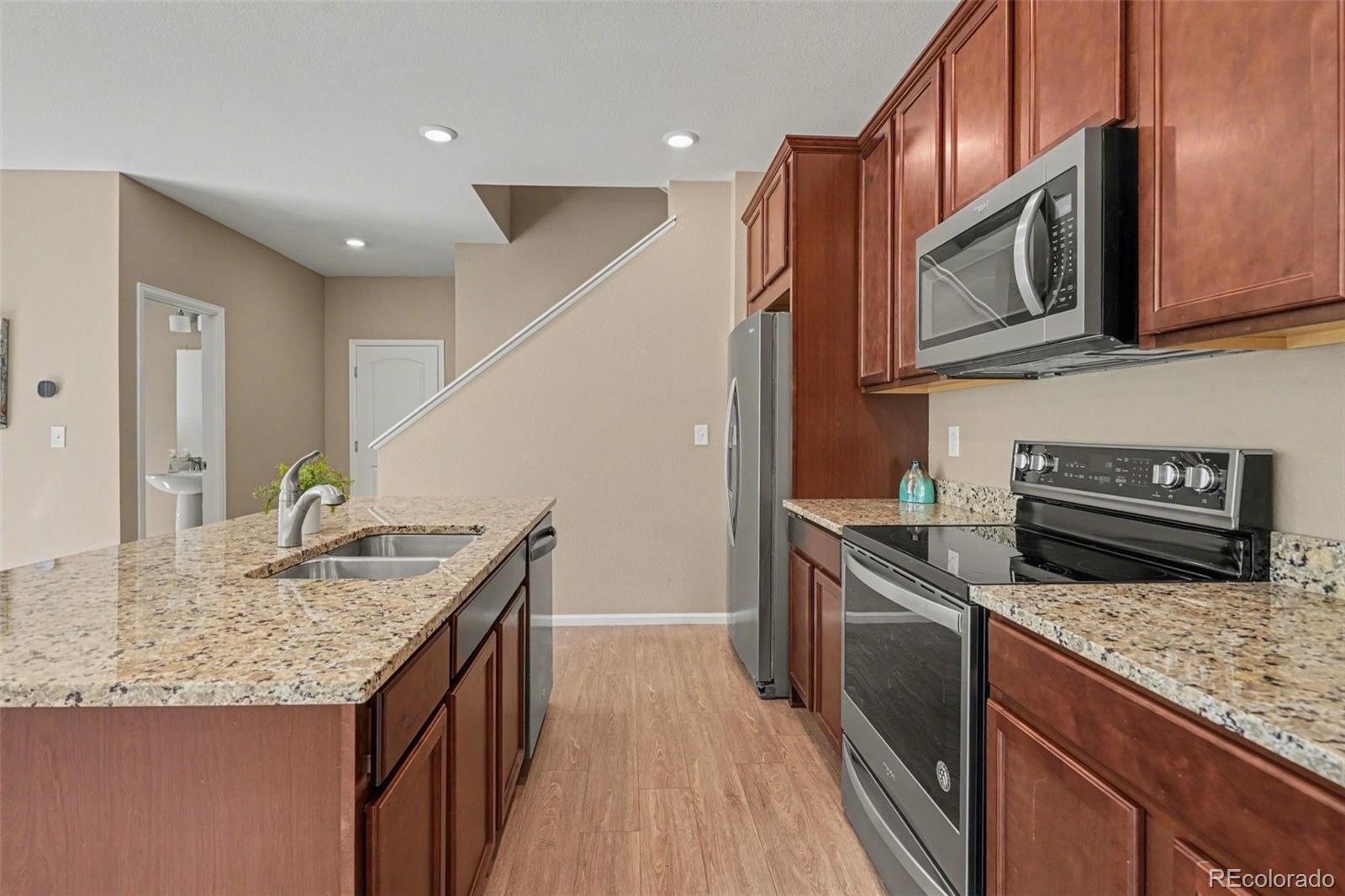 MLS Image #10 for 4328 s nepal court,centennial, Colorado