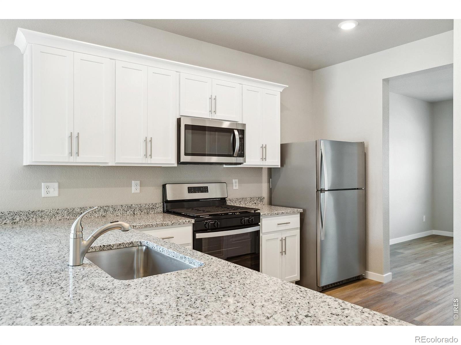 MLS Image #9 for 849  emerald lakes street,severance, Colorado