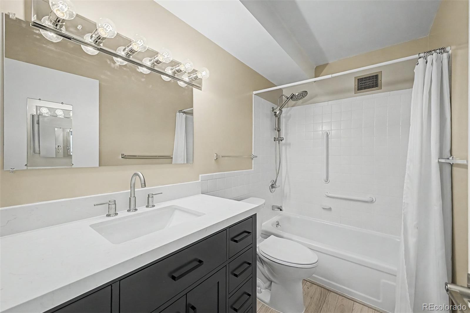 MLS Image #12 for 605 s alton way,denver, Colorado