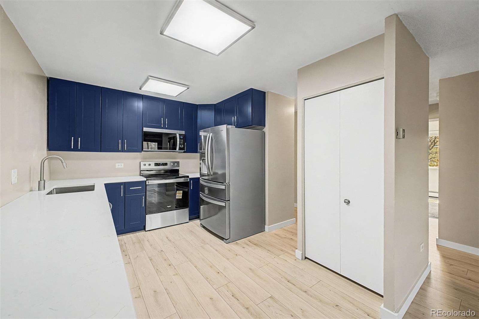 MLS Image #4 for 605 s alton way,denver, Colorado