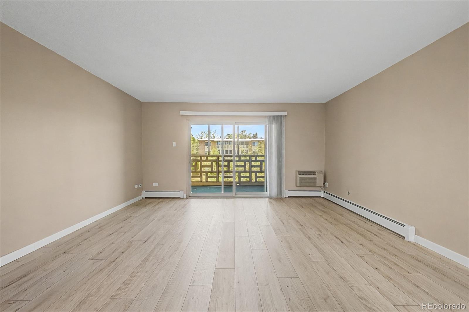 MLS Image #8 for 605 s alton way,denver, Colorado