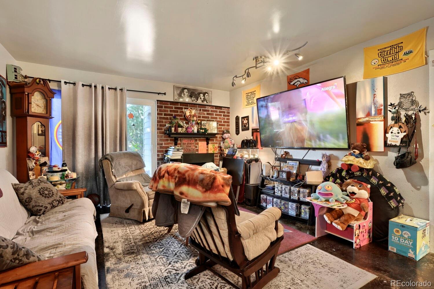 MLS Image #7 for 3141 s tamarac drive,denver, Colorado