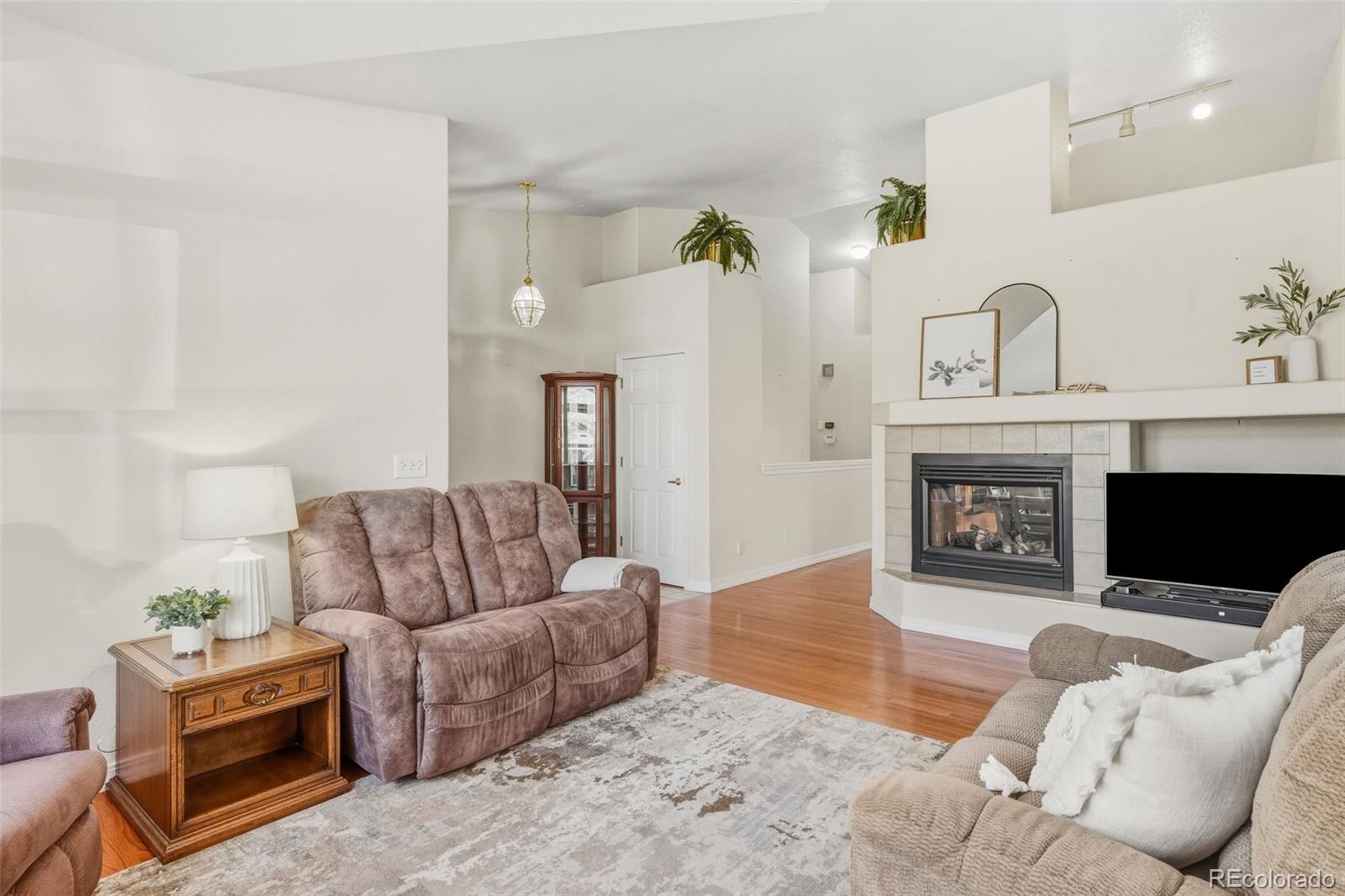 MLS Image #7 for 1644  pinon glen circle,colorado springs, Colorado