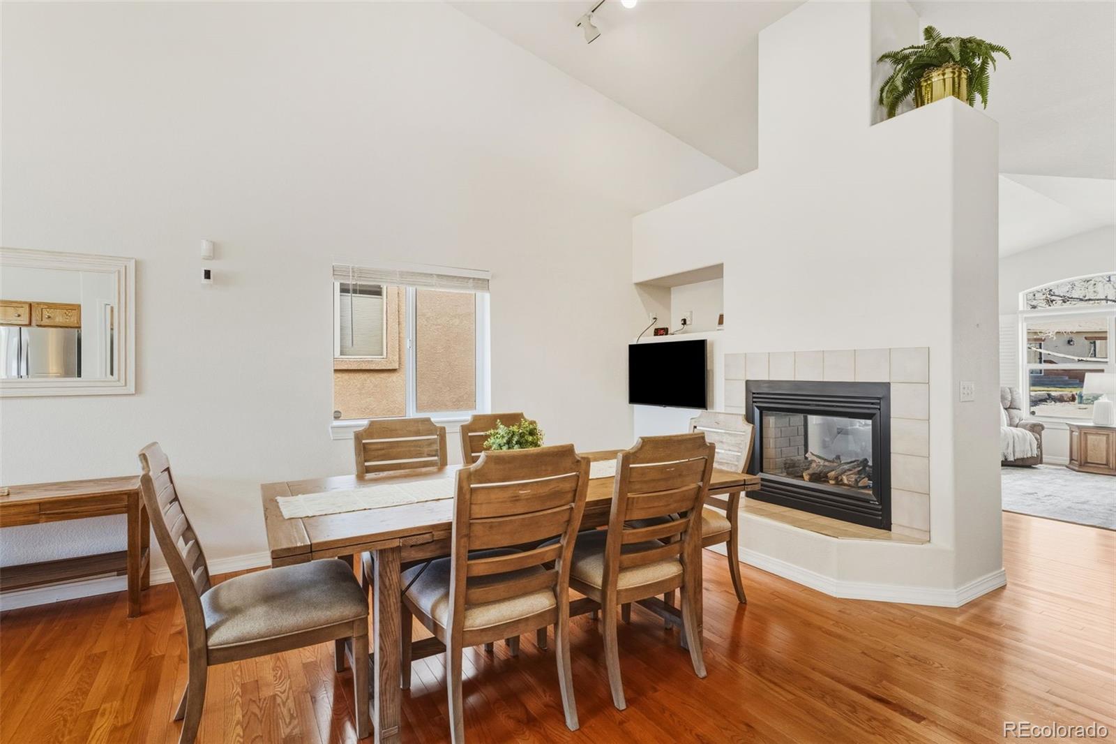 MLS Image #8 for 1644  pinon glen circle,colorado springs, Colorado