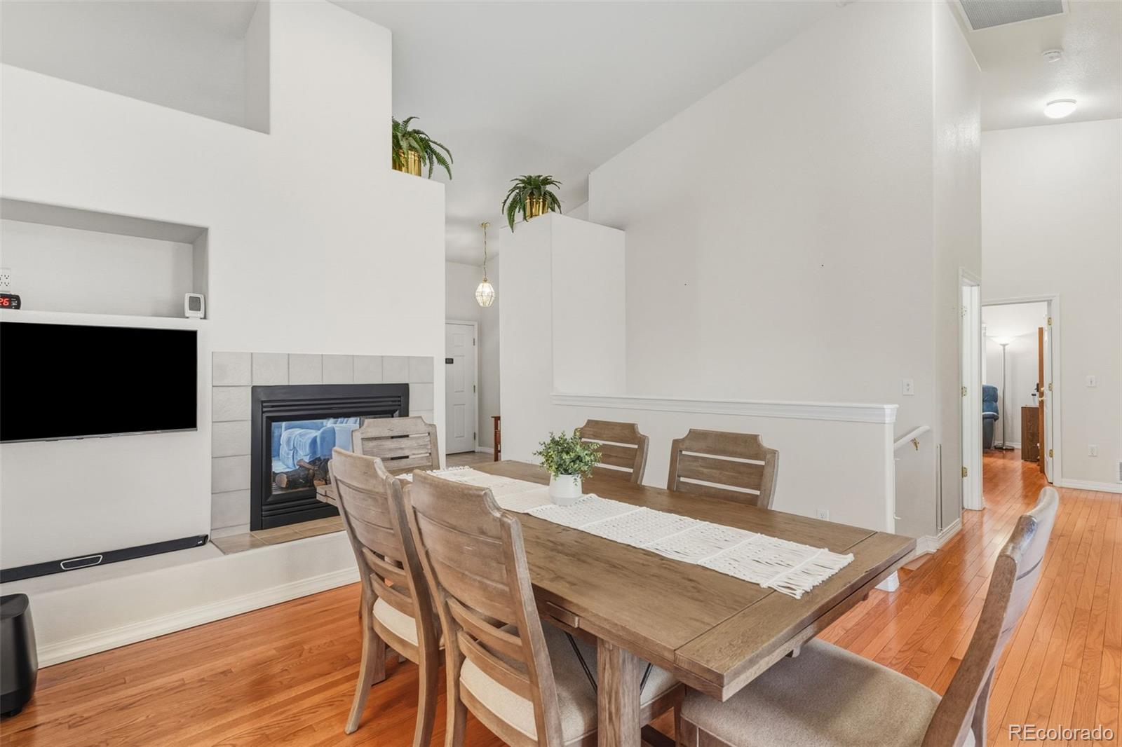 MLS Image #9 for 1644  pinon glen circle,colorado springs, Colorado