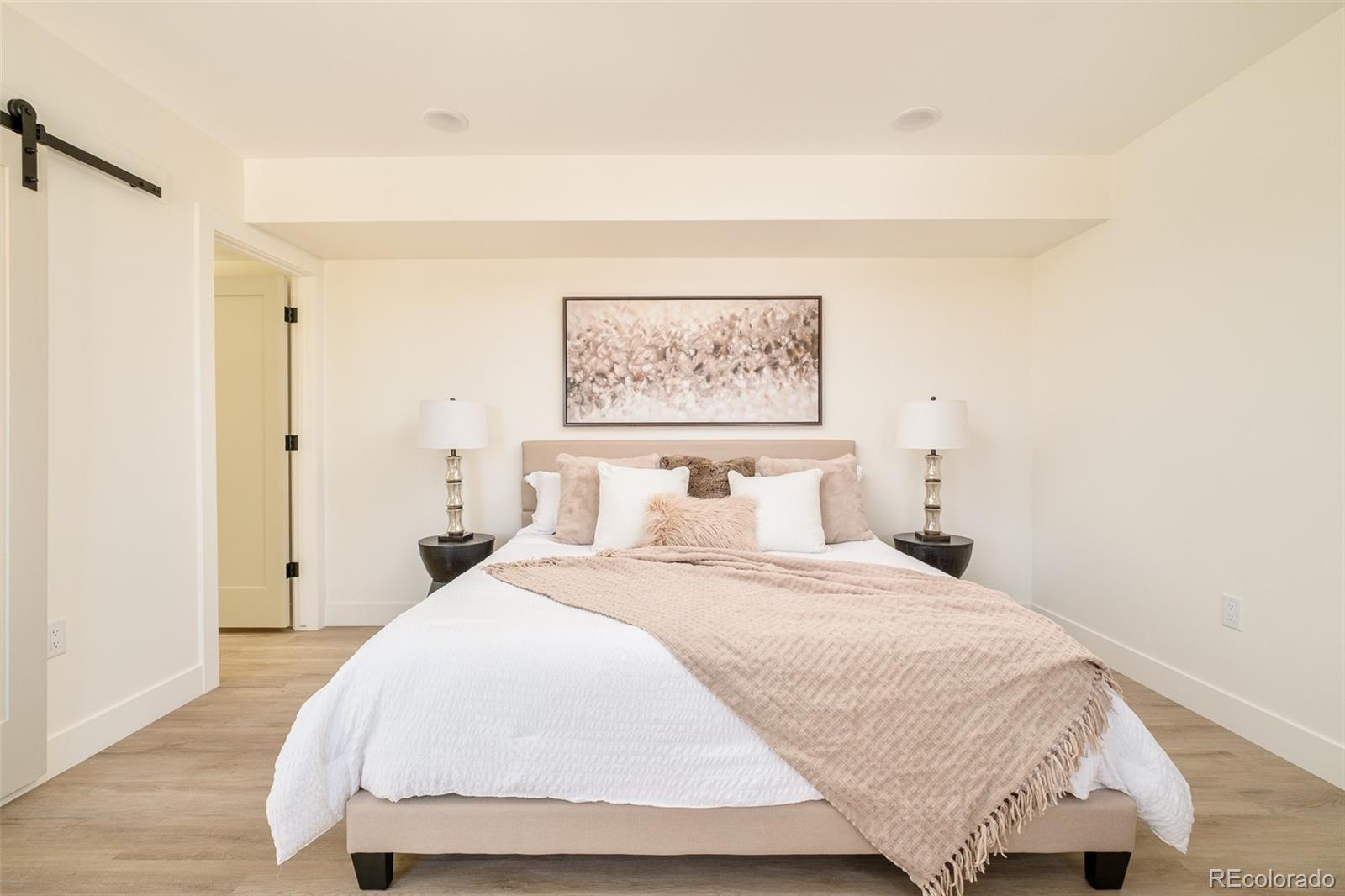 MLS Image #15 for 3414  lawrence street,denver, Colorado