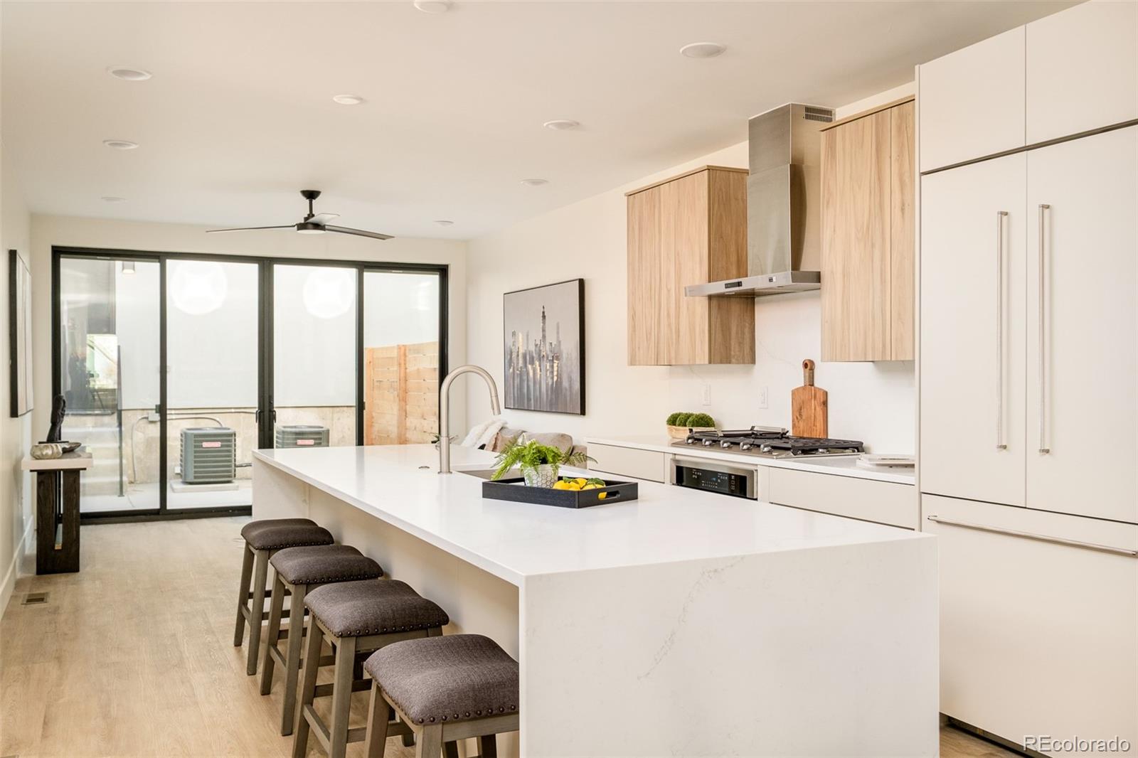 MLS Image #5 for 3414  lawrence street,denver, Colorado