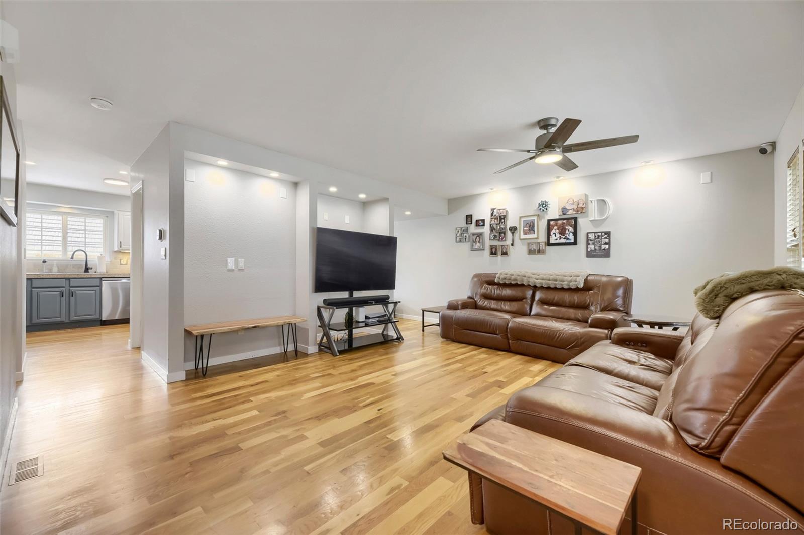 MLS Image #4 for 5226 s jellison street,littleton, Colorado