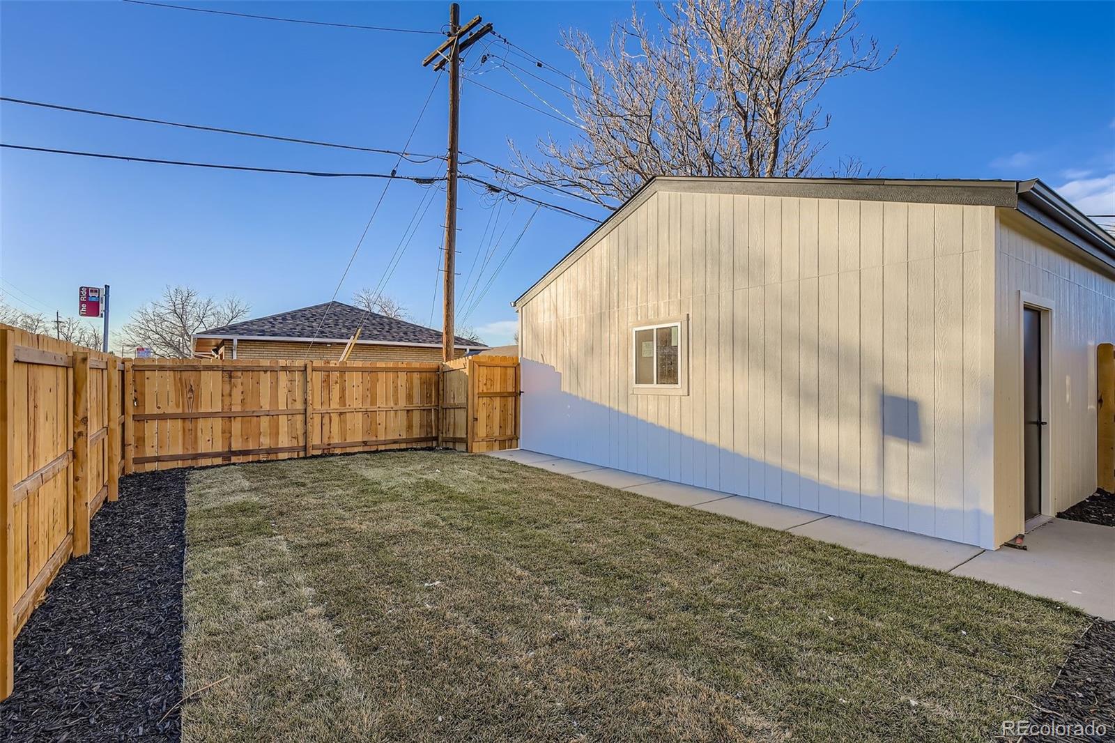 MLS Image #21 for 3501  holly street,denver, Colorado