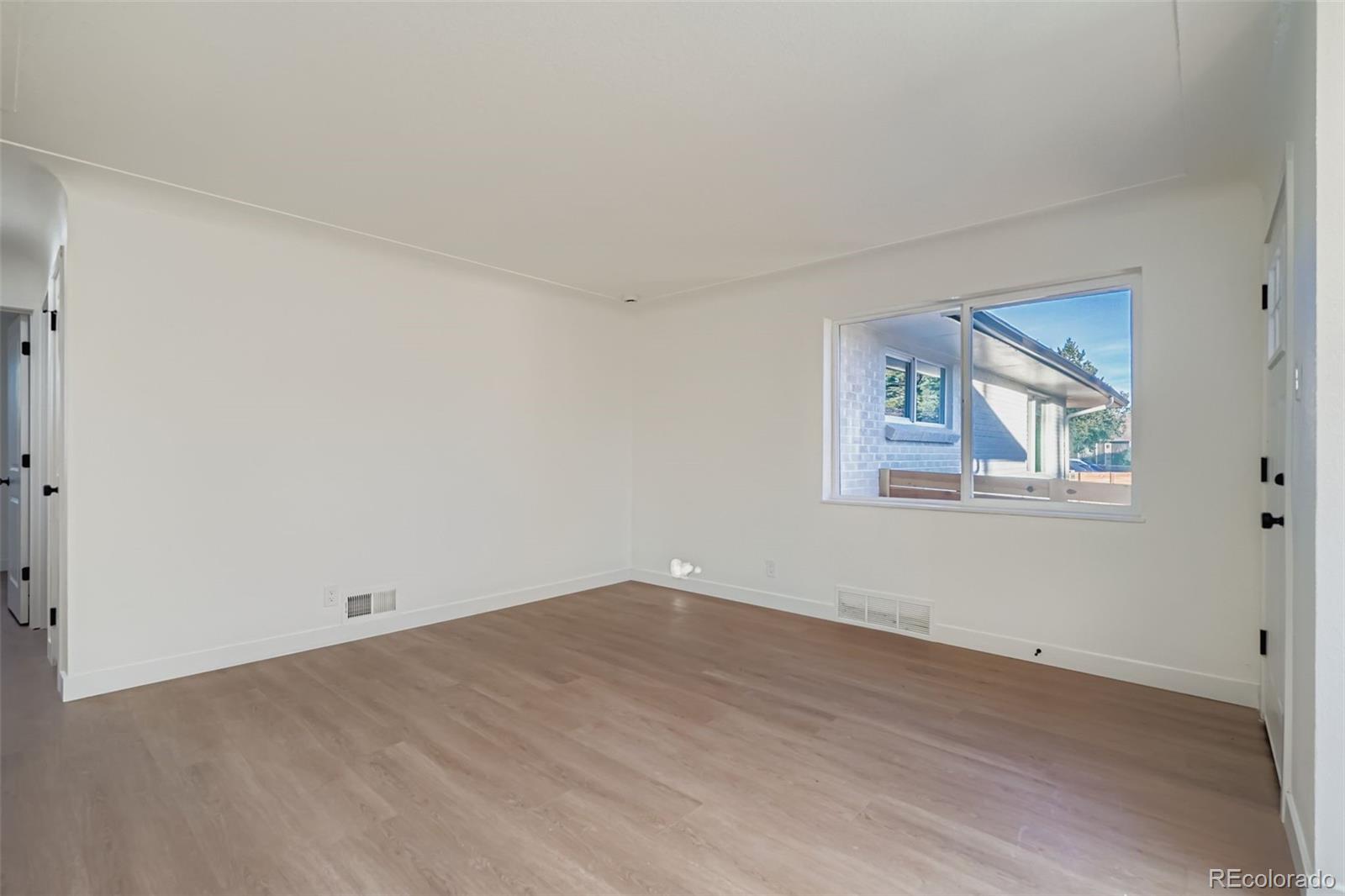 MLS Image #6 for 3501  holly street,denver, Colorado