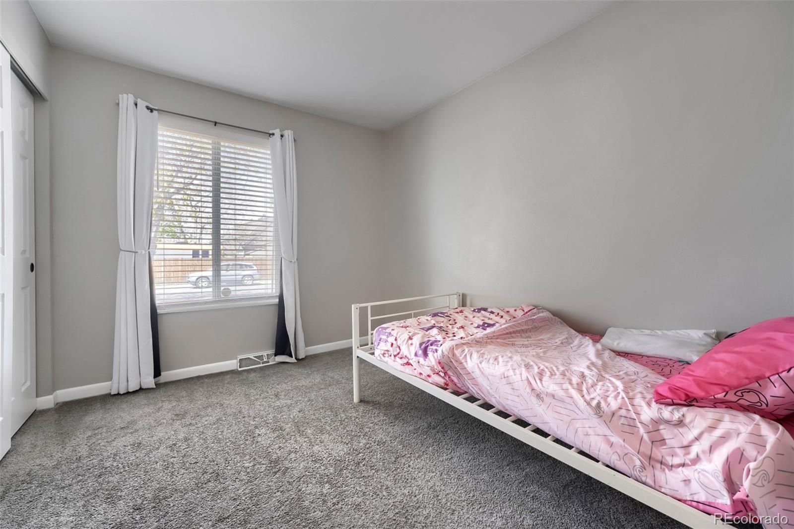 MLS Image #13 for 4708 s ouray way,aurora, Colorado