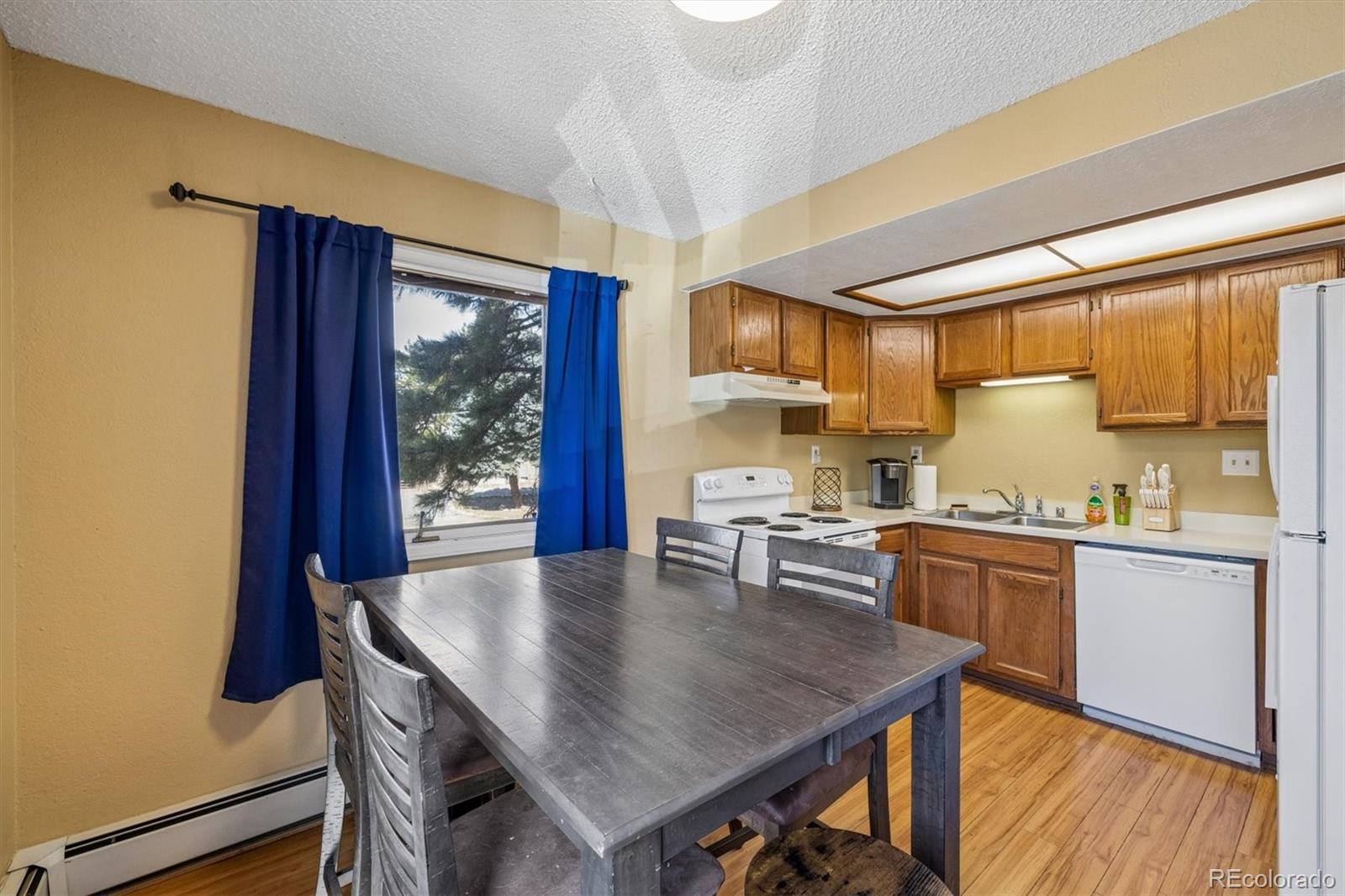 MLS Image #4 for 1370  estes street,lakewood, Colorado