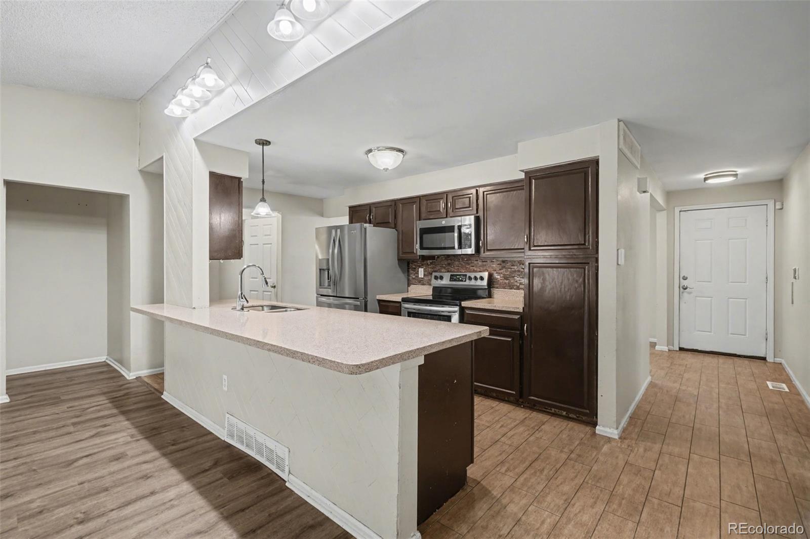 MLS Image #7 for 18891 e lehigh avenue,aurora, Colorado