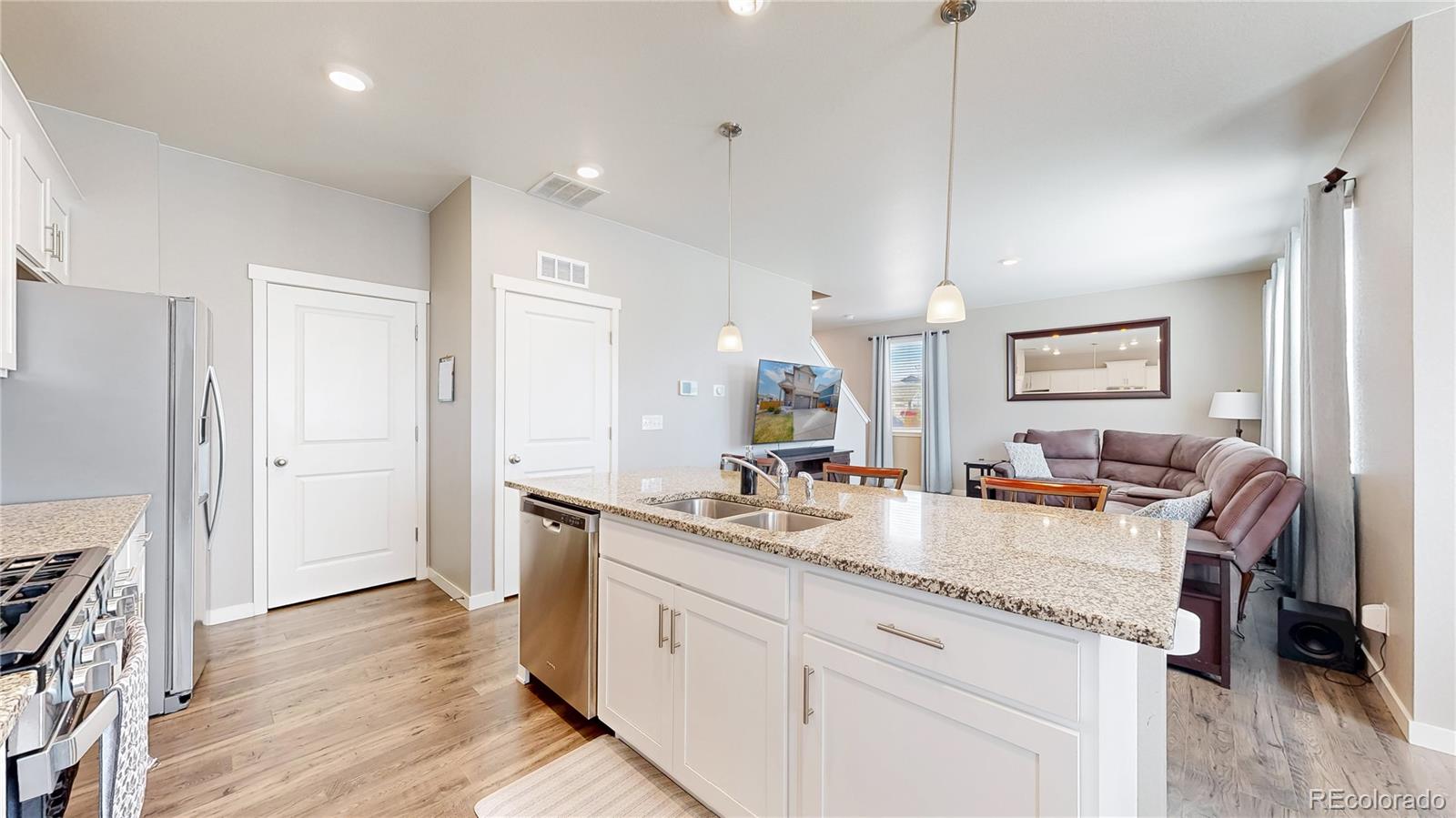 MLS Image #6 for 2122  pineywoods street,mead, Colorado