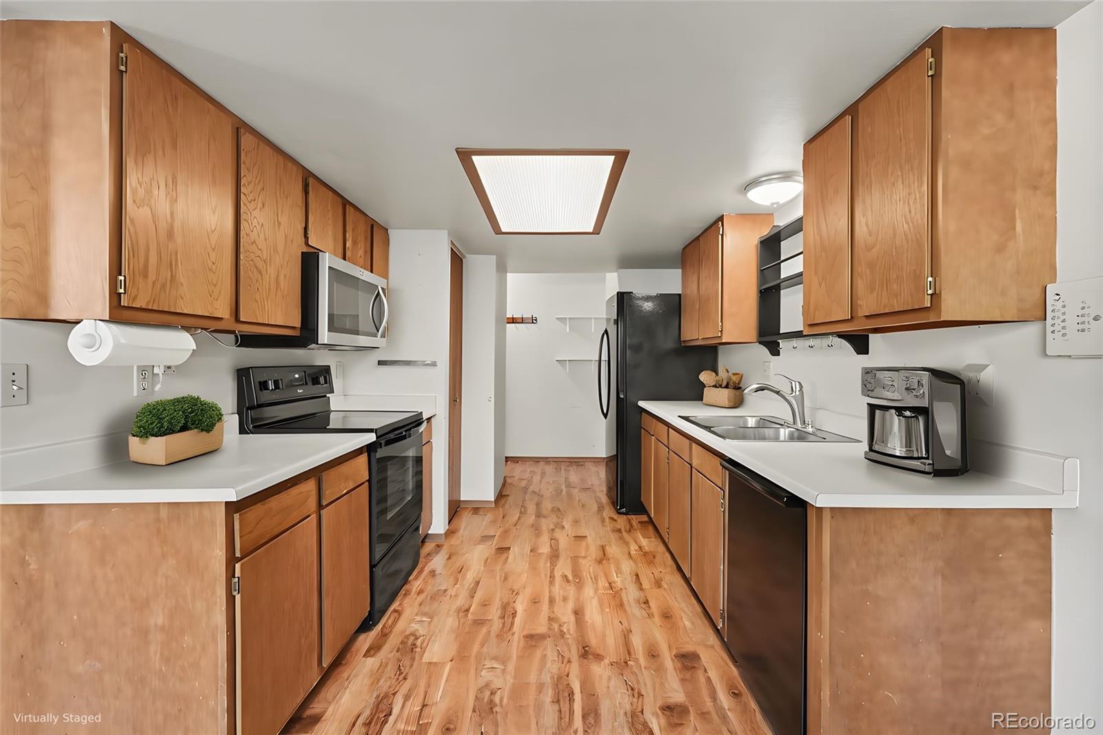 MLS Image #6 for 11223  holly street,thornton, Colorado
