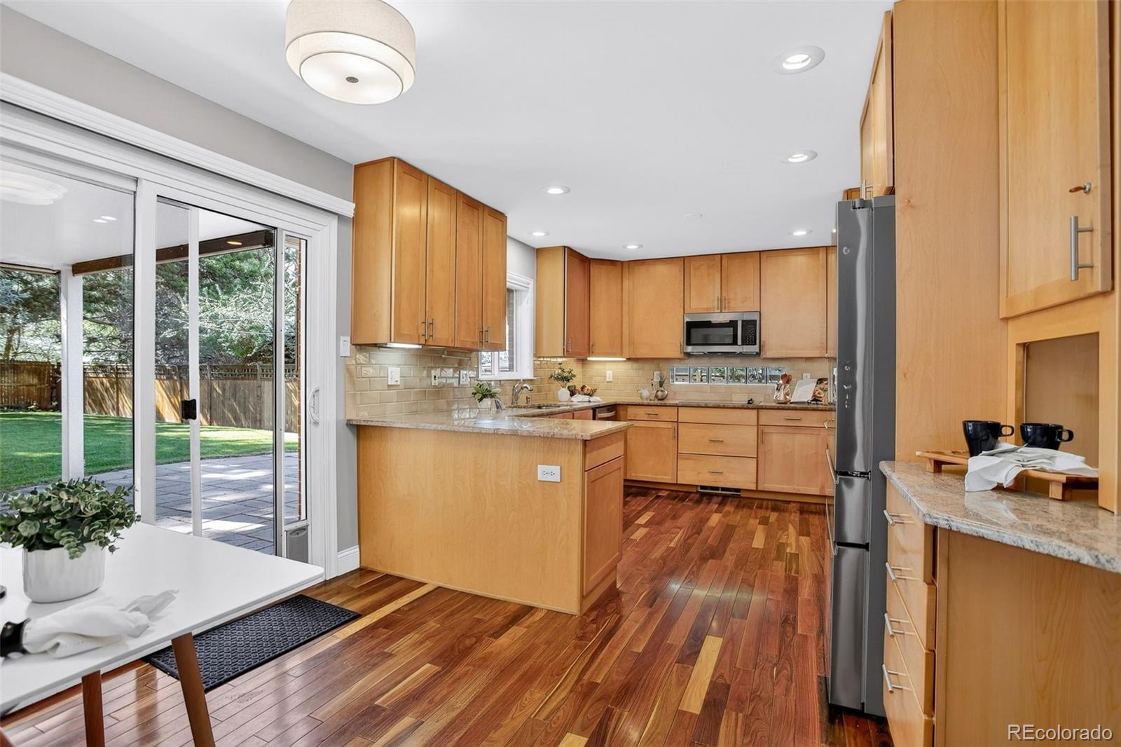 MLS Image #10 for 3127 s dallas court,denver, Colorado