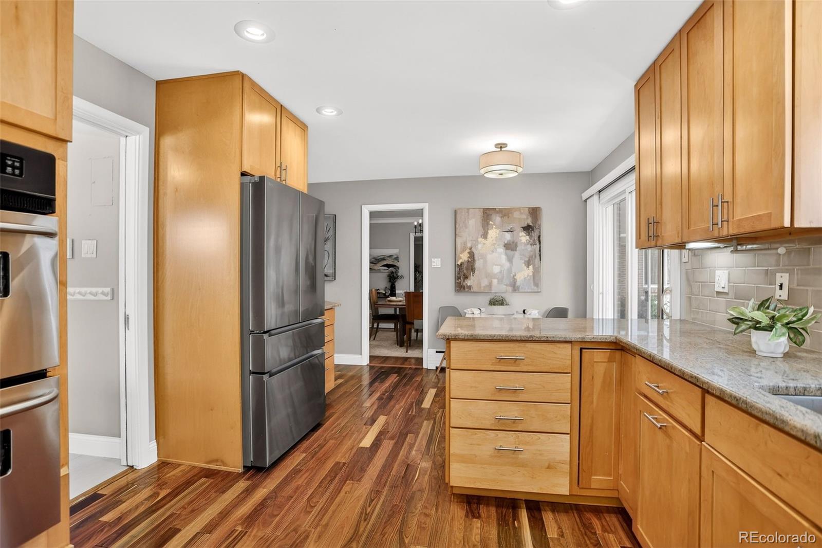MLS Image #11 for 3127 s dallas court,denver, Colorado