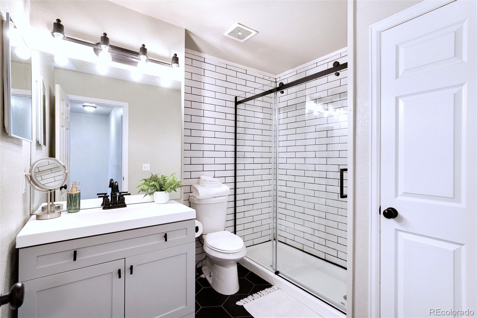 MLS Image #17 for 18397 e alabama place,aurora, Colorado